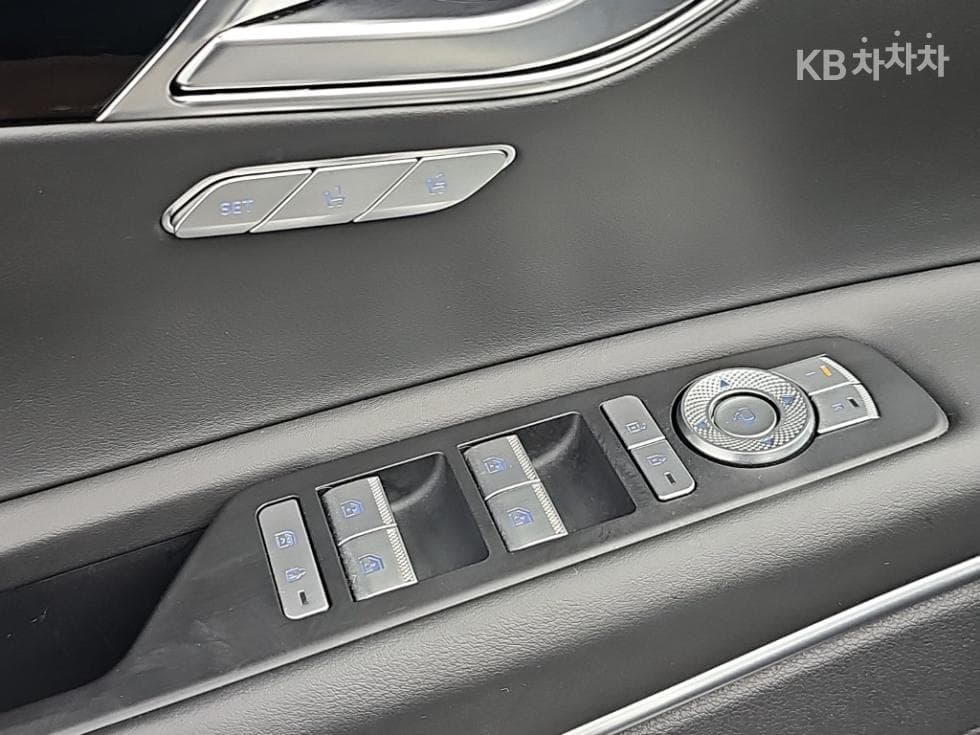 جينيسيس - GV80 | 3.0 Diesel AWD 19