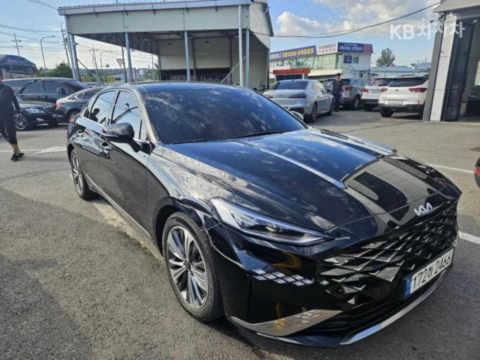 Kia K8