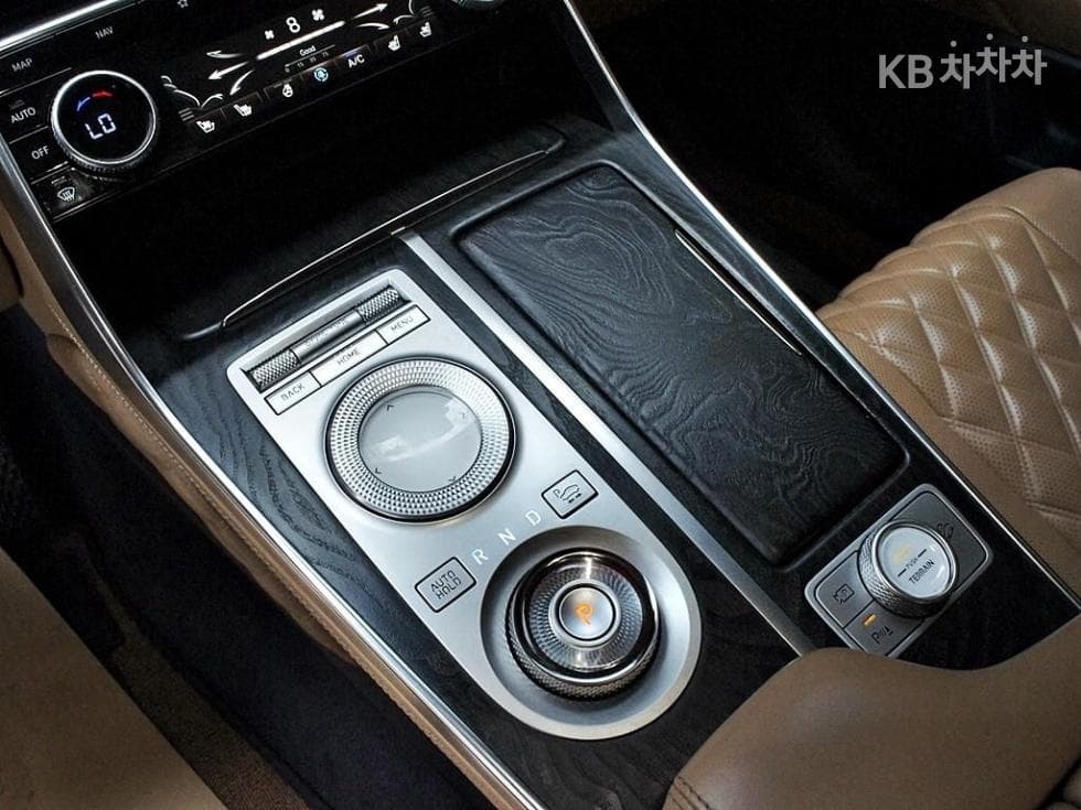 جينيسيس - GV80 | 3.0 Diesel AWD 11