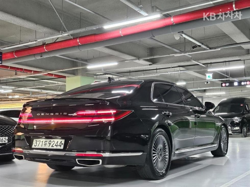 جينيسيس - G90 | 3.8 GDi Luxury 4