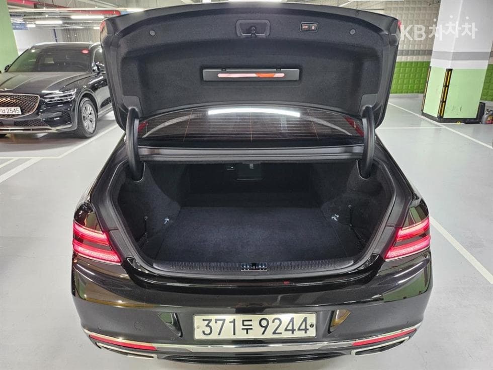 جينيسيس - G90 | 3.8 GDi Luxury 5