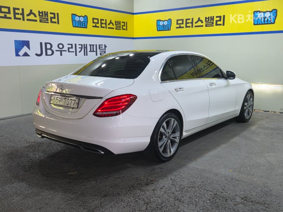 Mercedes-Benz - C-Class | The New Avantgarde W205(14~) 4