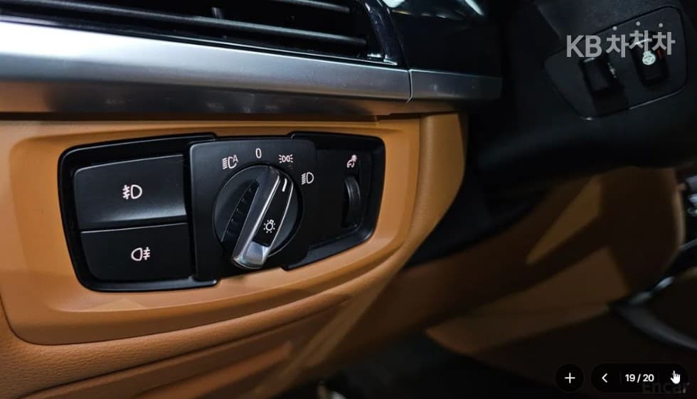 BMW - X6 | xDrive 30 Base 19