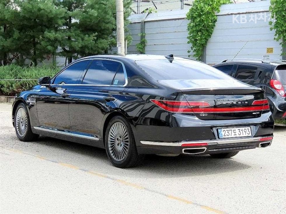 Genesis - G90 | 3.8 GDi AWD Luxury 3