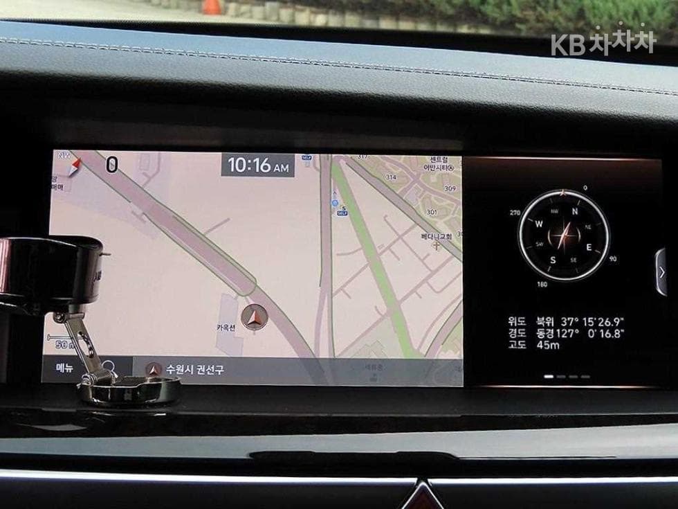 Genesis - G90 | 3.8 GDi AWD Luxury 15