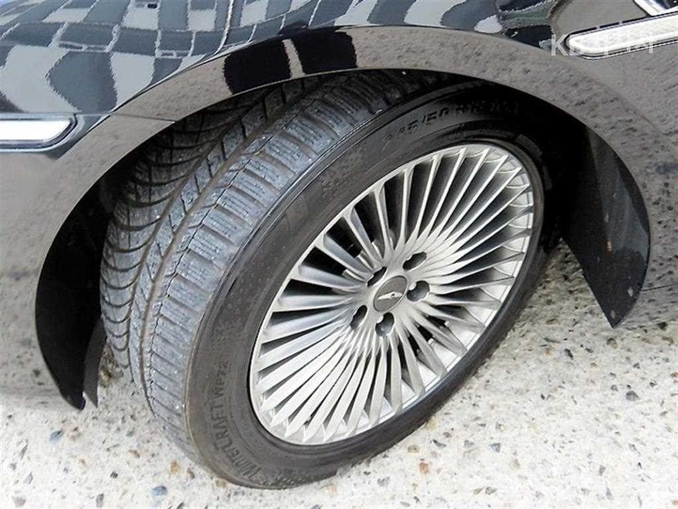 Genesis - G90 | 3.8 GDi AWD Luxury 20