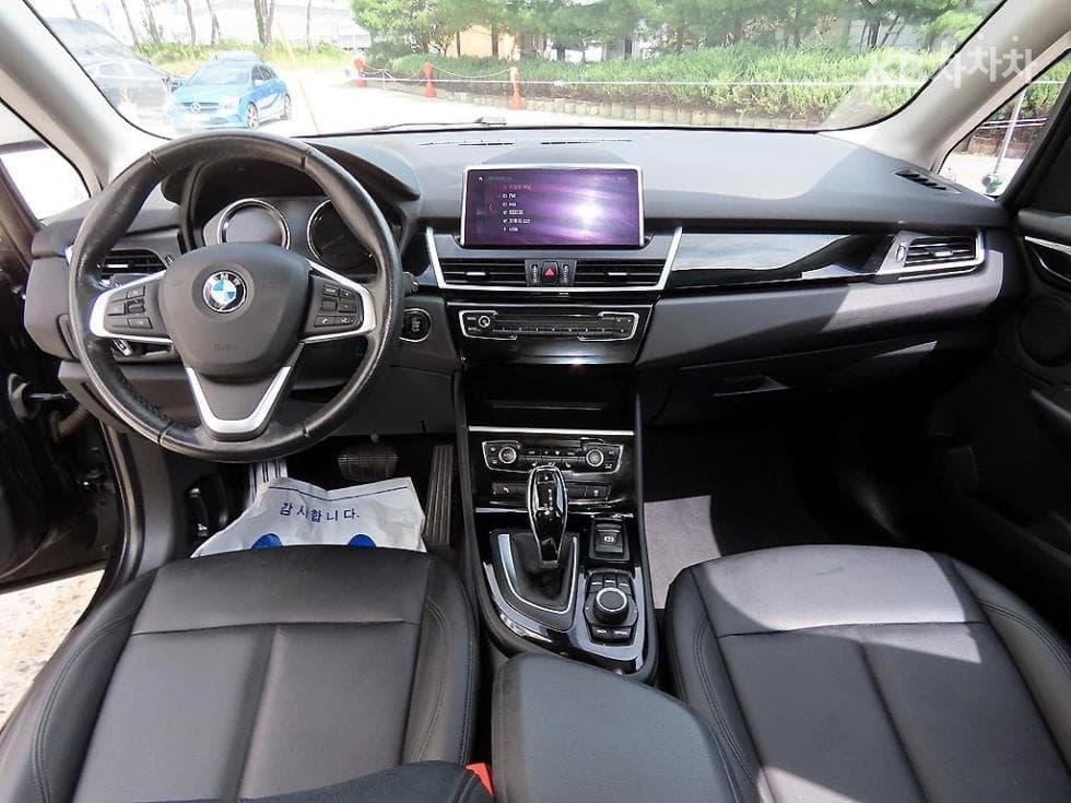 BMW - 2-Series | Active Tourer Advantage 7