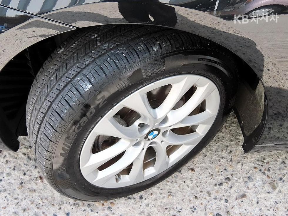 BMW - 2-Series | Active Tourer Advantage 20