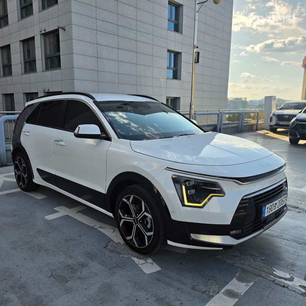 Kia - Ниро | The All New 1.6 HEV Signature 3