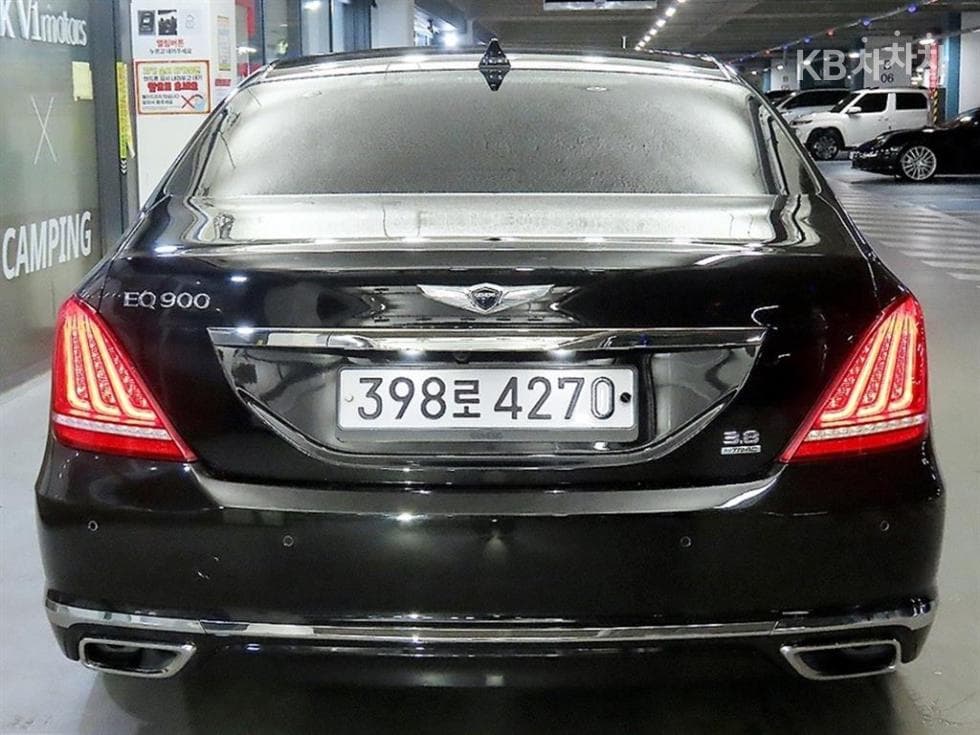Genesis - EQ900 | 3.8 GDI AWD Premium Luxury 5
