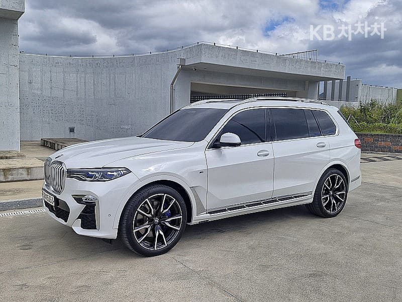 BMW - X7 | xDrive 40 DPE 2