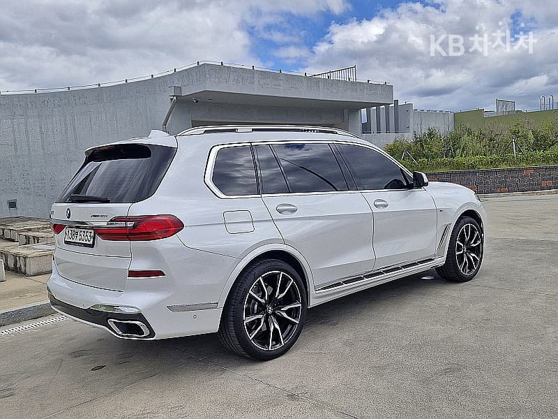 BMW - X7 | xDrive 40 DPE 6