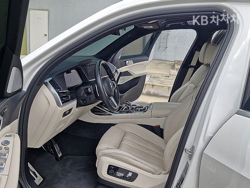 BMW - X7 | xDrive 40 DPE 8