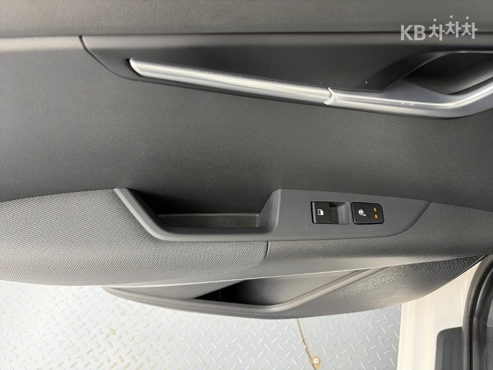 Kia - Ниро | The All New 1.6 HEV Prestige 13