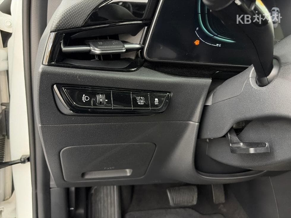 Kia - Ниро | The All New 1.6 HEV Prestige 18