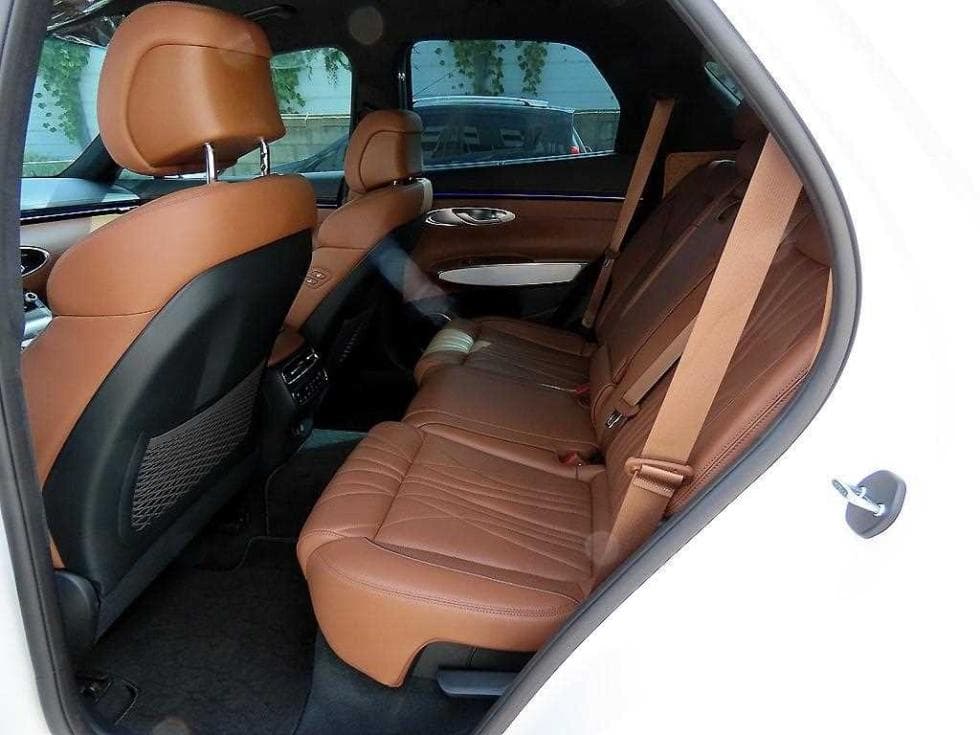 جينيسيس - GV70 | Gasoline 2.5T AWD 6