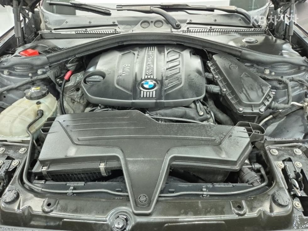 BMW - 2-Series | 220 Coupe M Sport Package F22 5