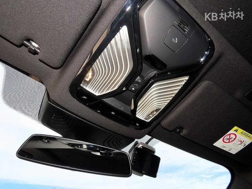 BMW - 5-Series | All New M550 xDrive 15