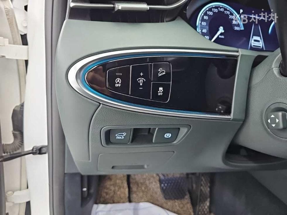جينيسيس - GV70 | Gasoline 2.5T AWD 19