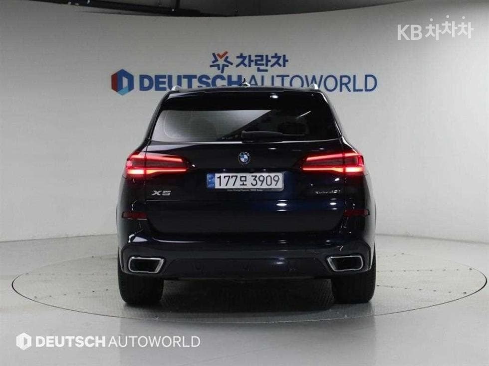BMW - X5 | xDrive 40 M Sport 4
