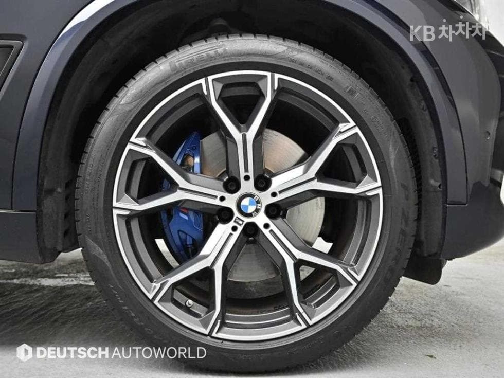 BMW - X5 | xDrive 40 M Sport 5