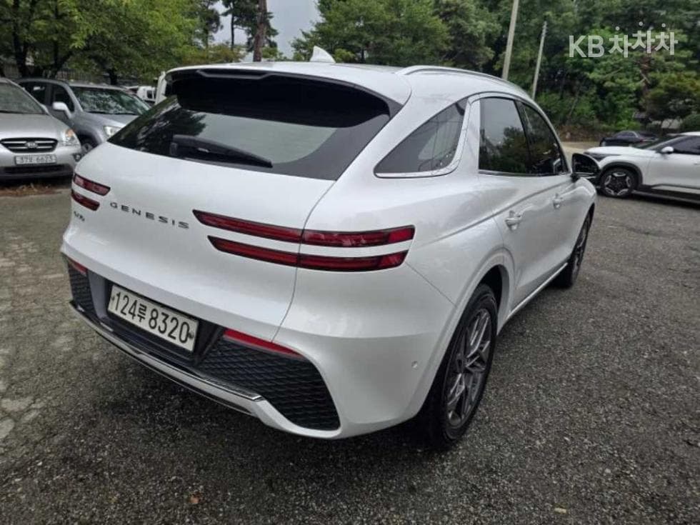 Genesis - GV70 | Diesel 2.2 2WD 4
