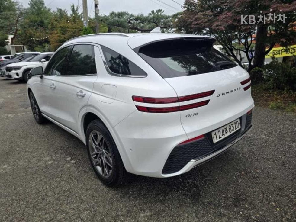 Genesis - GV70 | Diesel 2.2 2WD 6