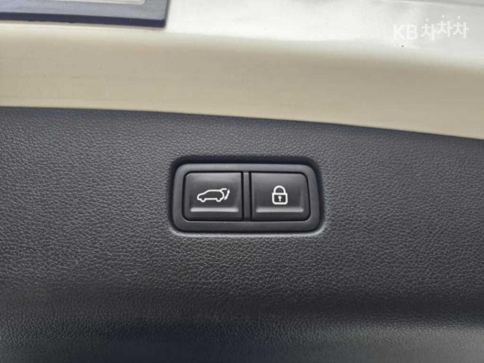 Genesis - GV70 | Diesel 2.2 2WD 11