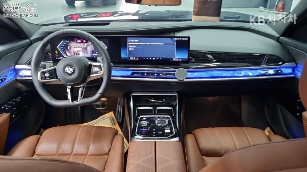 BMW - 7-Series | 740 xDrive M Sport 7