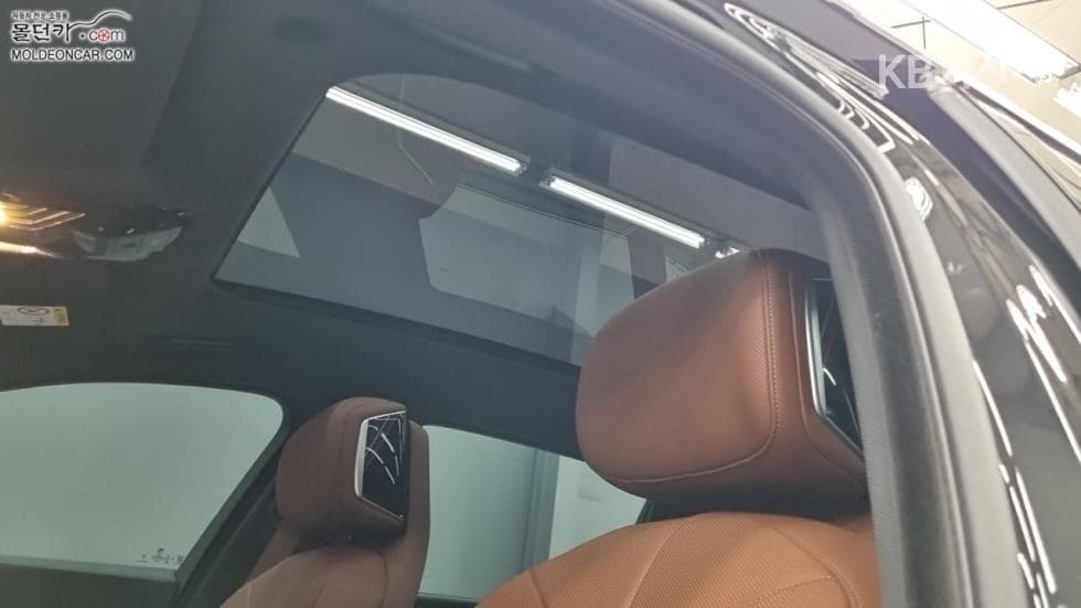 BMW - 7-Series | 740 xDrive M Sport 16