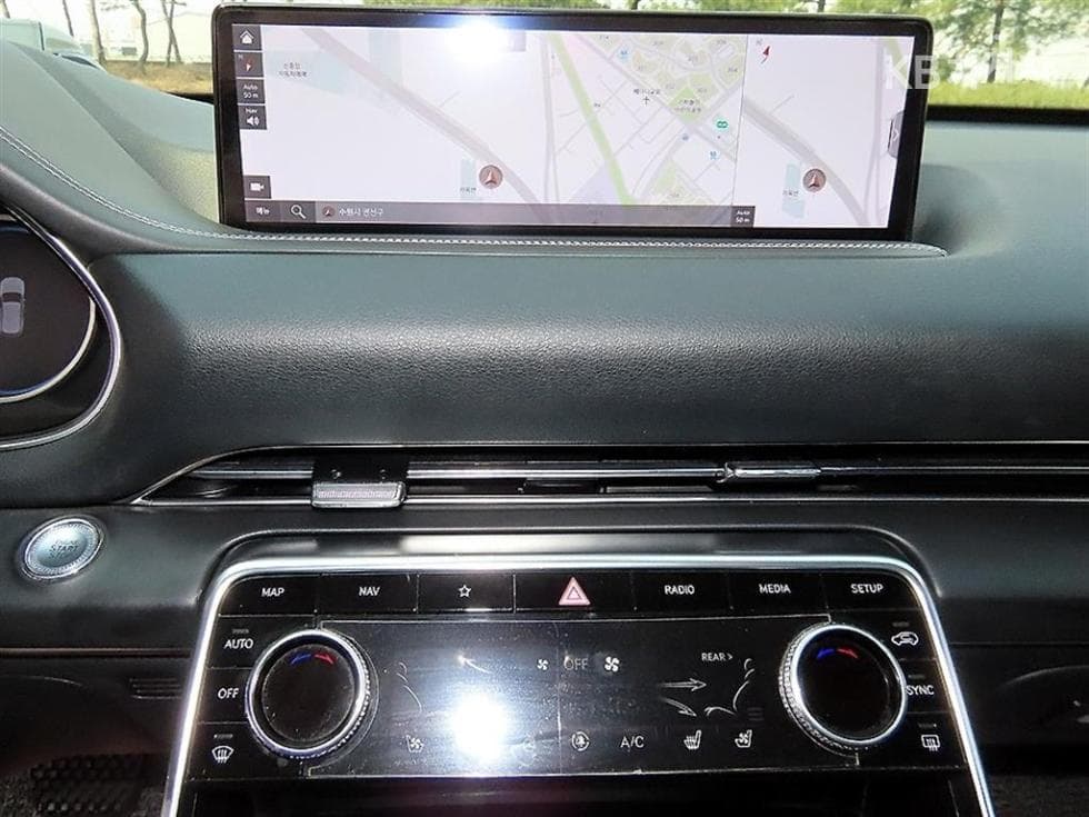 جينيسيس - GV80 | 3.0 Diesel AWD 12
