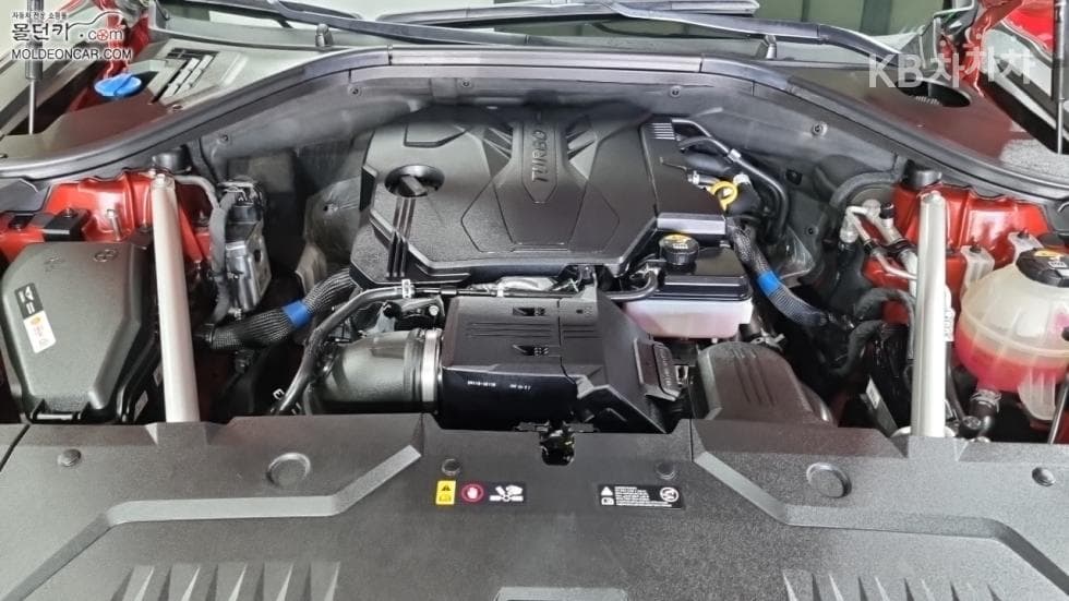 جينيسيس - GV70 | Gasoline 2.5T AWD 8