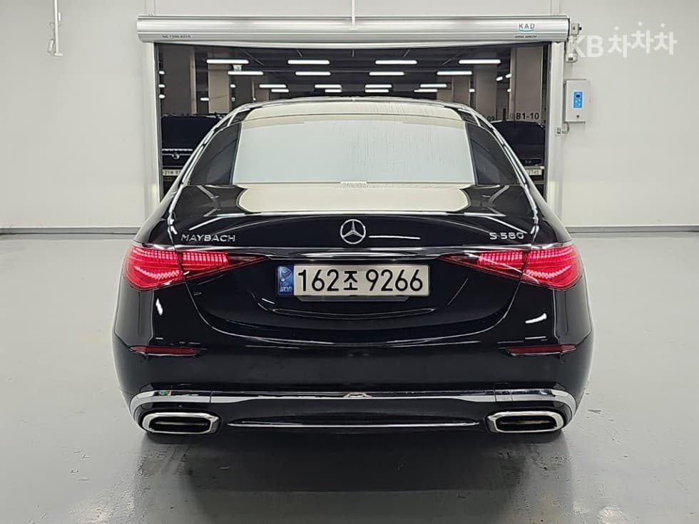 Mercedes-Benz - S-Class | Maybach S680 4Matic Base 3