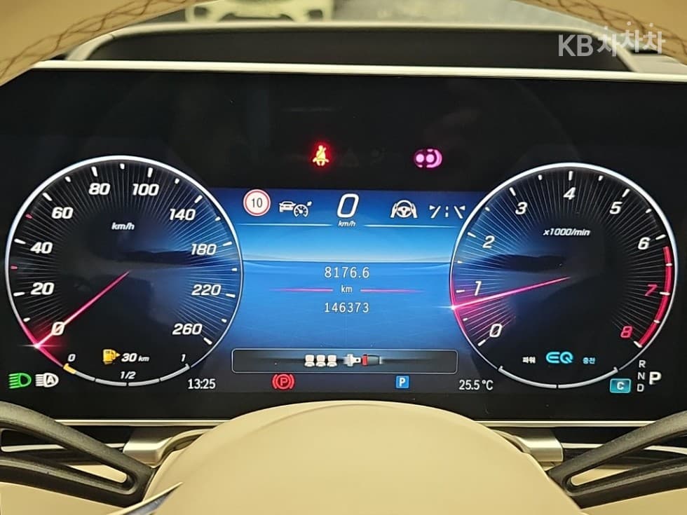 Mercedes-Benz - S-Class | Maybach S680 4Matic Base 6