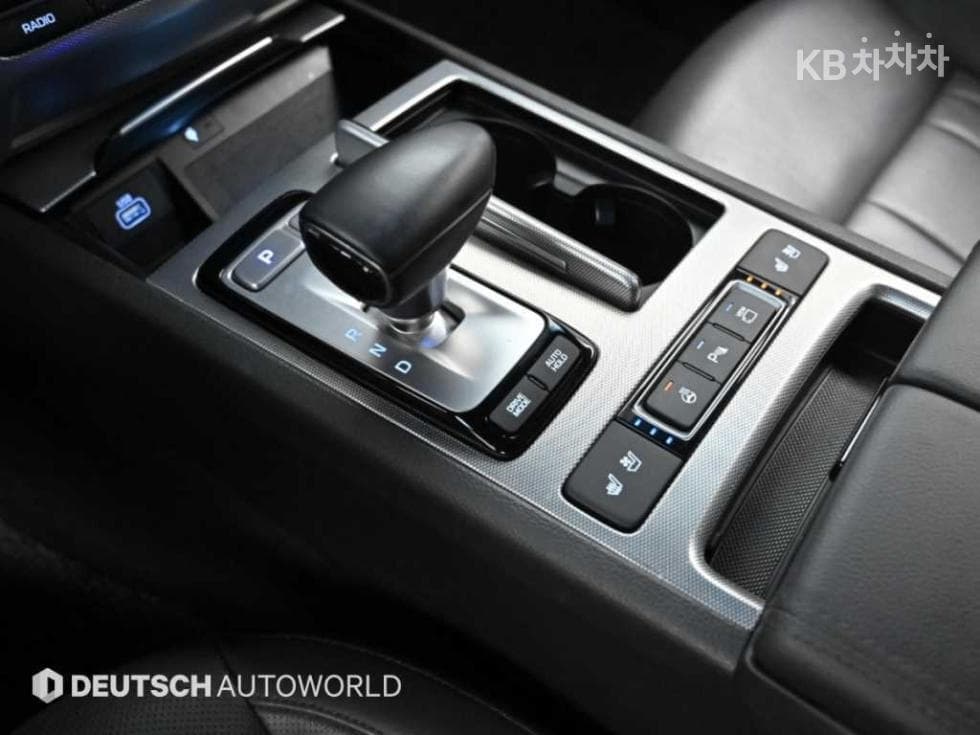 Genesis - G80 | 3.3 GDI AWD Luxury Special 9