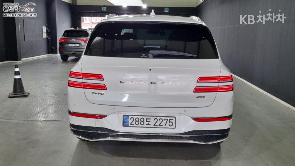 جينيسيس - GV80 | 2.5 Turbo Gasoline AWD 4
