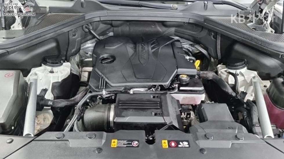 جينيسيس - GV80 | 2.5 Turbo Gasoline AWD 8