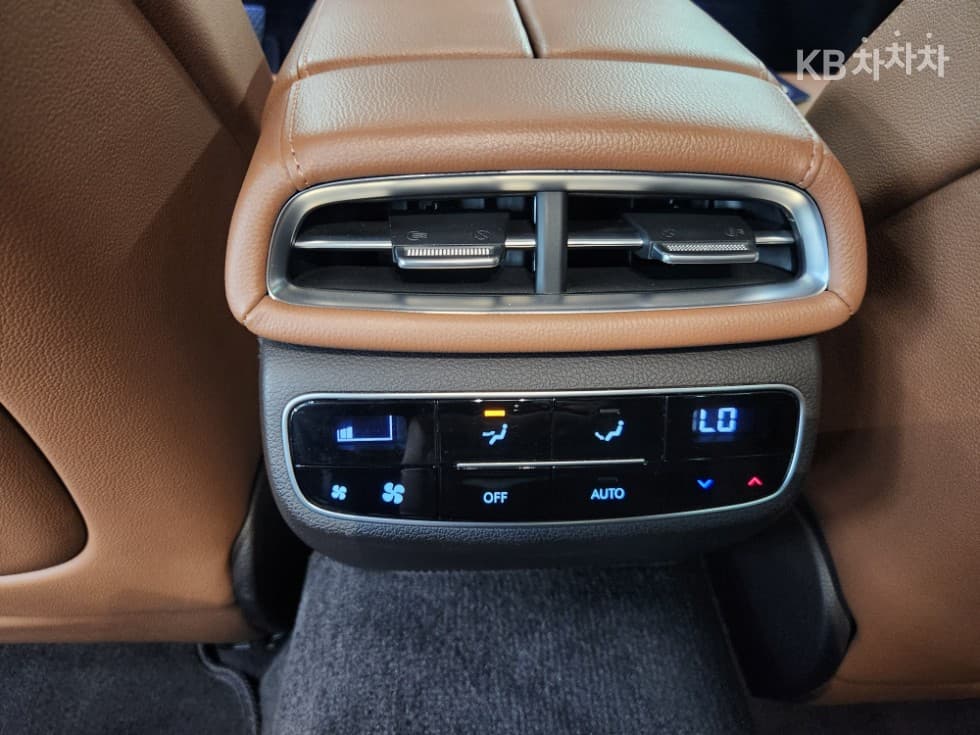 Genesis - G80 | 2.5 T-GDi 2WD 23