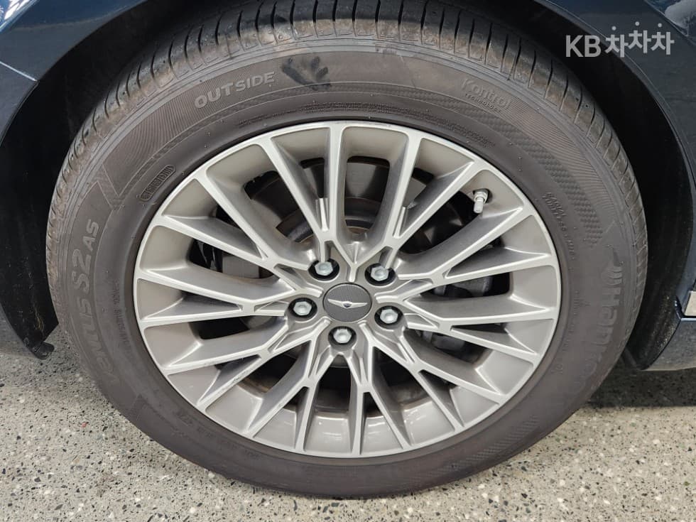 Genesis - G80 | 2.5 T-GDi 2WD 27