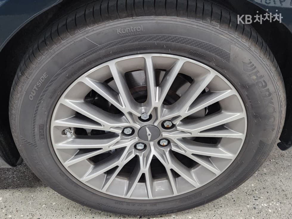 Genesis - G80 | 2.5 T-GDi 2WD 30