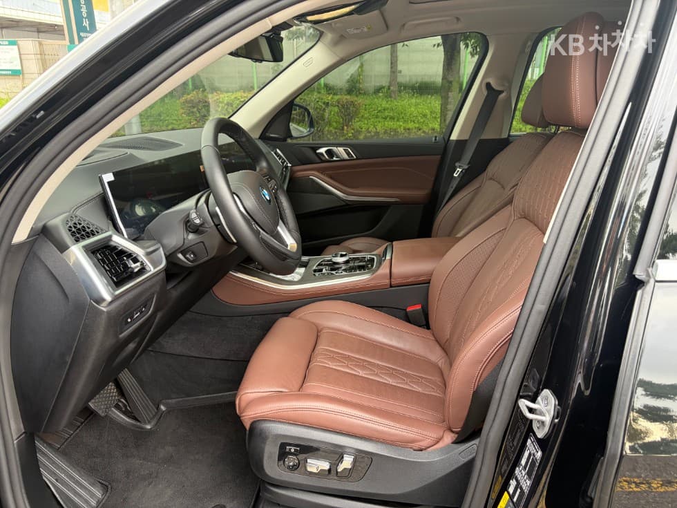BMW - X5 | xDrive 50 xLine 20
