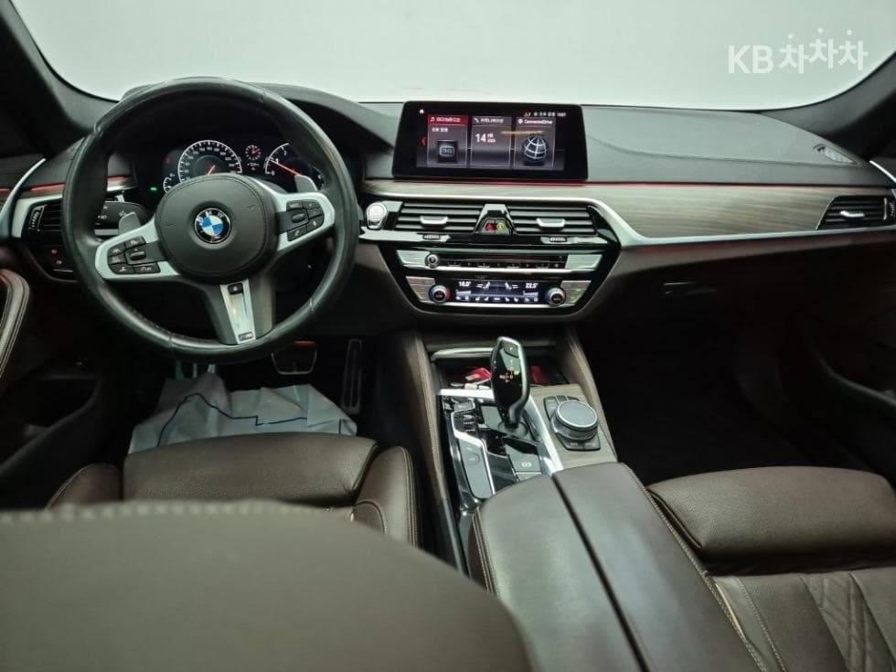 BMW - 5-Series | All New 530 M Sport Plus 7