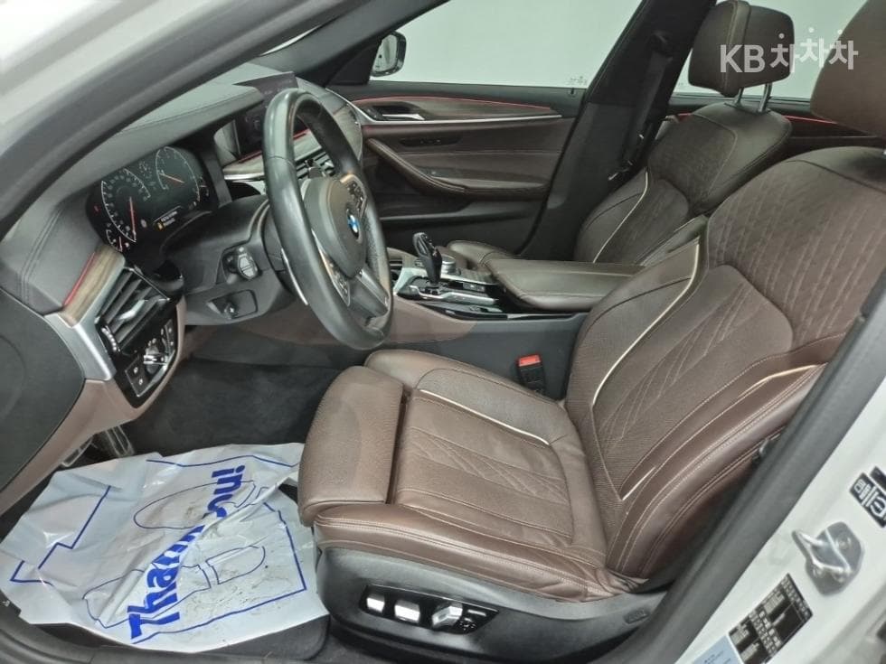 BMW - 5-Series | All New 530 M Sport Plus 11