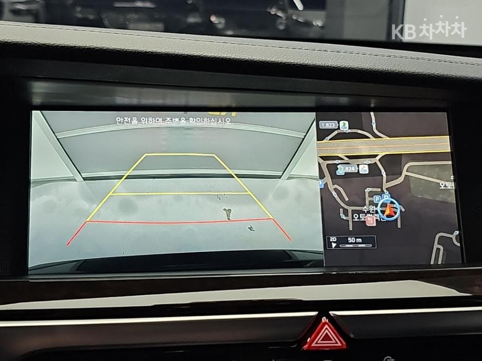 Genesis - EQ900 | 3.8 GDI AWD Luxury 15
