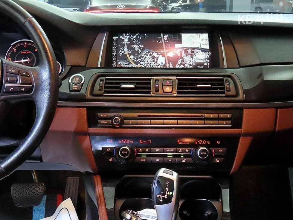 BMW - 5-Series | New 520 xDrive F10(10~16Year) 11