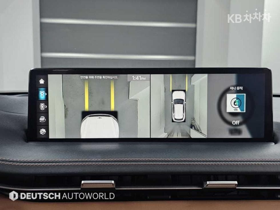Genesis - GV70 | Gasoline 2.5T AWD 15