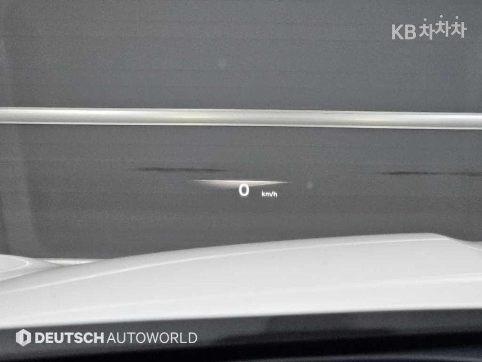 Genesis - GV70 | Gasoline 2.5T AWD 17