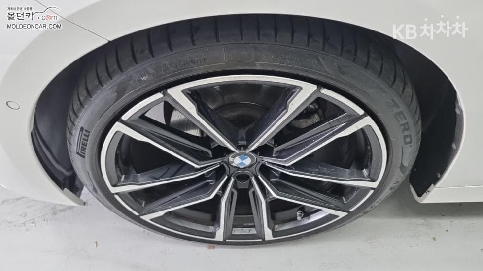 BMW - 4-Series | 420 Convertible M Sport 6
