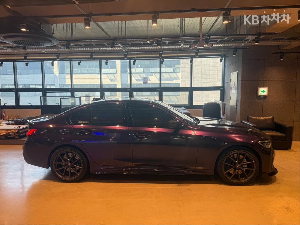 BMW - 3-Series | M340 Base 4