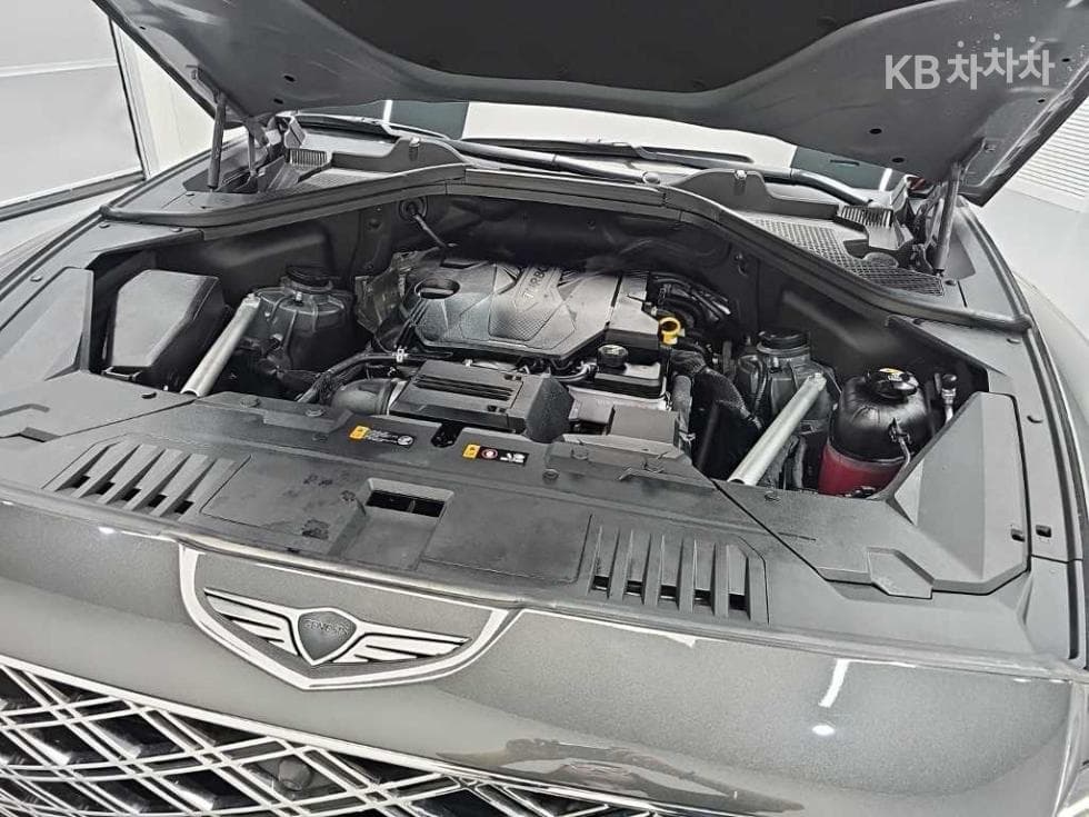 جينيسيس - GV80 | 2.5 Turbo Gasoline AWD 5